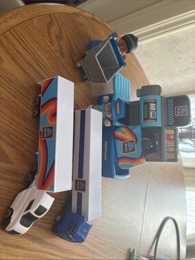 Aldi FP fisher price LP little people set and two toy Aldi trucks